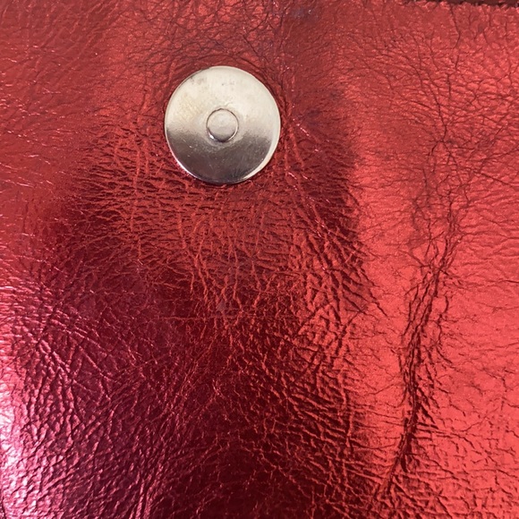 RARE metallic red YSL Belle du Jour leather clutch - Picture 16 of 16